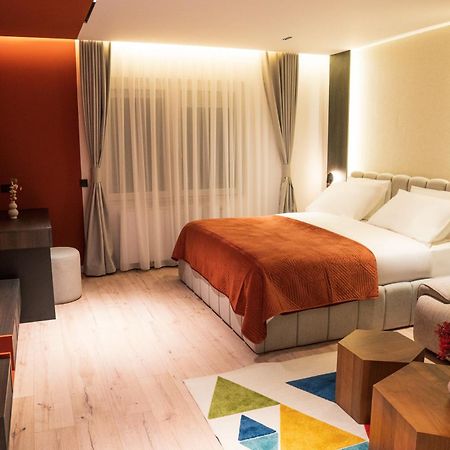 Erika'S Apartments Prishtinë Ngoại thất bức ảnh