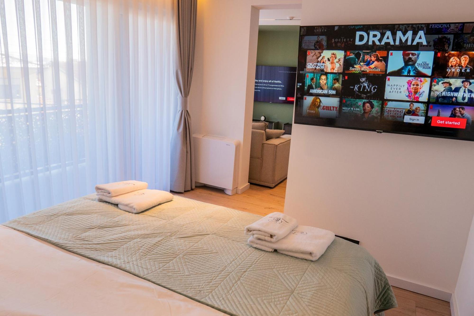Erika'S Apartments Prishtinë Ngoại thất bức ảnh