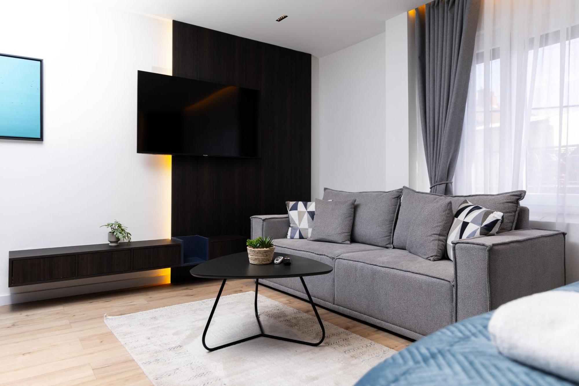 Erika'S Apartments Prishtinë Ngoại thất bức ảnh