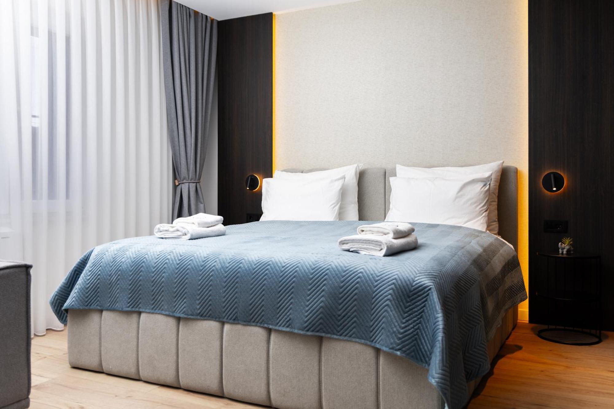 Erika'S Apartments Prishtinë Ngoại thất bức ảnh