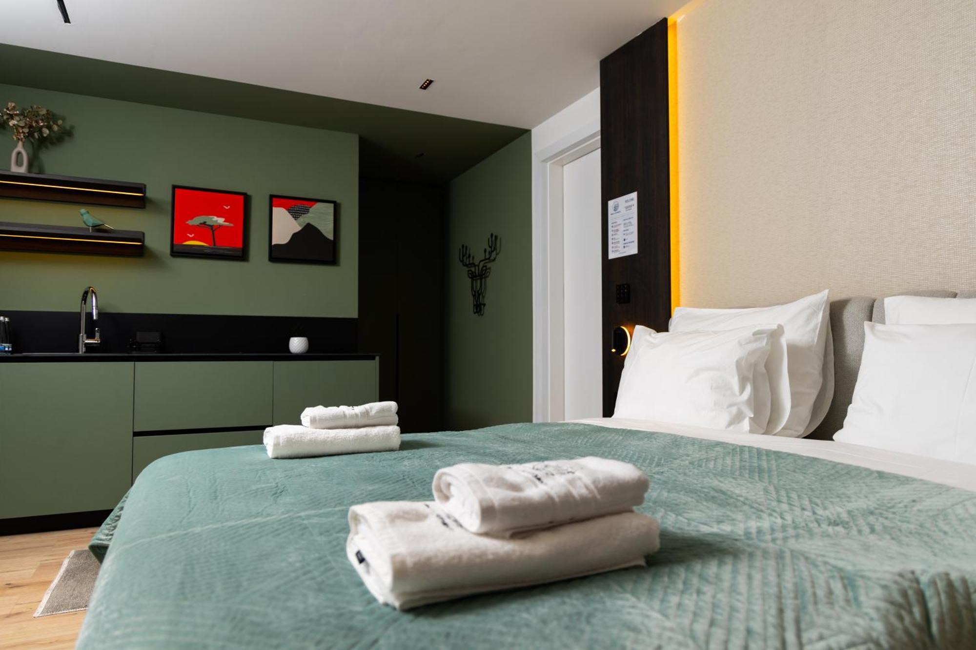 Erika'S Apartments Prishtinë Ngoại thất bức ảnh